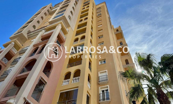 Resale - Apartment - Torrevieja - Los Frutales