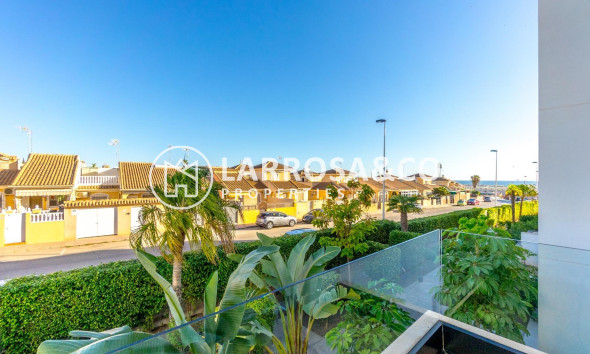 Resale - Apartment - Torrevieja - Los Altos