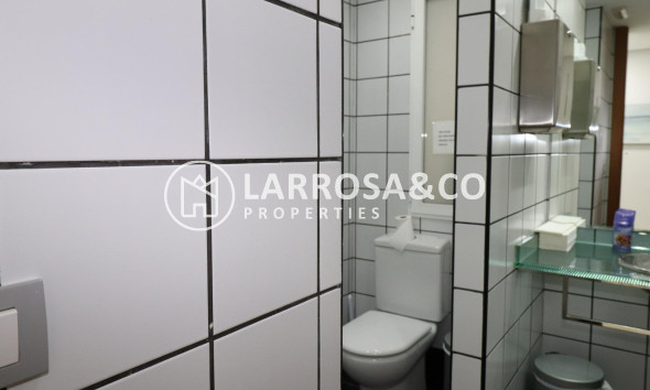 Resale - Apartment - Torrevieja - Centro