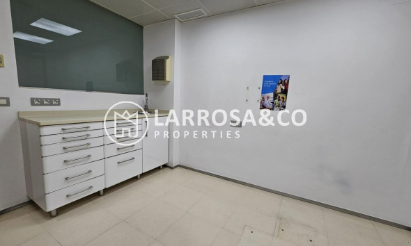 Herverkoop - Apartment - Torrevieja - Centro