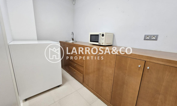 Resale - Apartment - Torrevieja - Centro