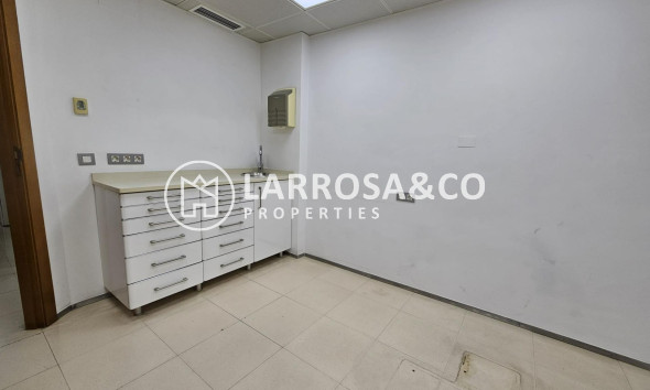 Herverkoop - Apartment - Torrevieja - Centro