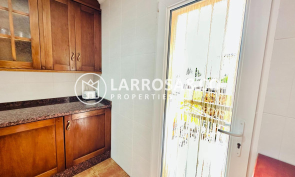 Reventa - Chalet - Orihuela - Urb. Montepinar