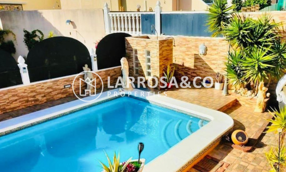 A Vendre - Villa - Orihuela costa - Villamartin 