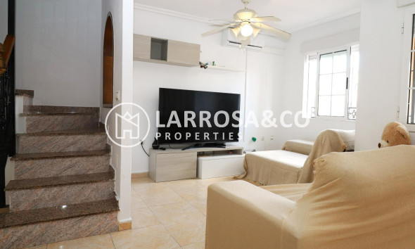 Resale - Semi-detached house - Torrevieja - Aguas Nuevas