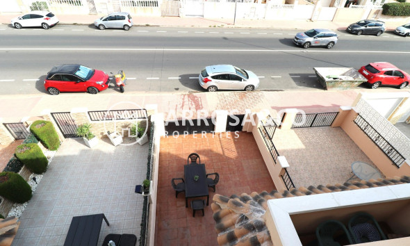 Resale - Semi-detached house - Torrevieja - Aguas Nuevas