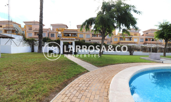 A Vendre - Semi-detached house - Torrevieja - Aguas Nuevas