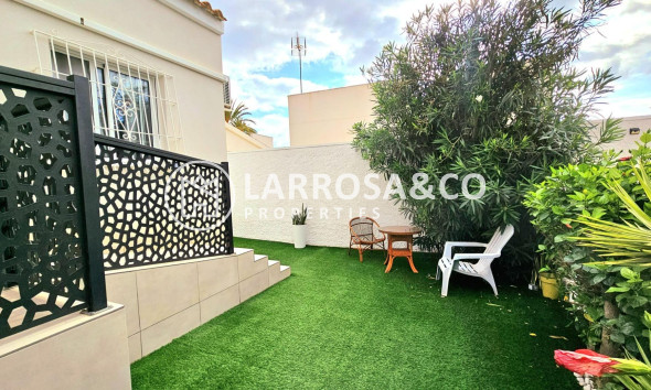 Herverkoop - Semi-detached house - Torrevieja - Parque las naciones