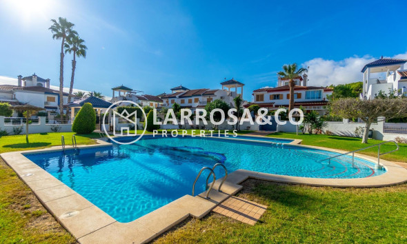 Resale - Semi-detached house - Pilar de la Horadada - Riomar