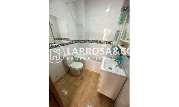 Resale - Bungalow - Torrevieja - Calas blanca