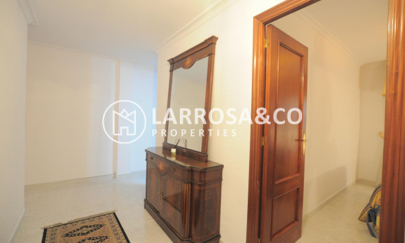 Herverkoop - Apartment - Torrevieja - Centro