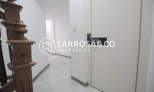 Herverkoop - Apartment - Torrevieja - Centro