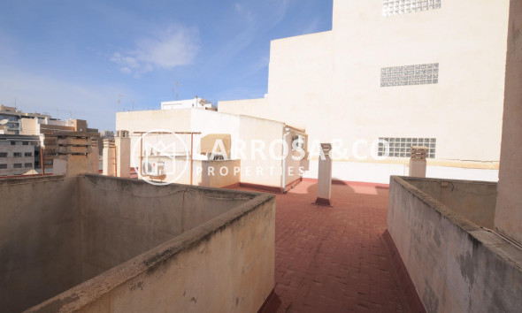 Herverkoop - Apartment - Torrevieja - Centro