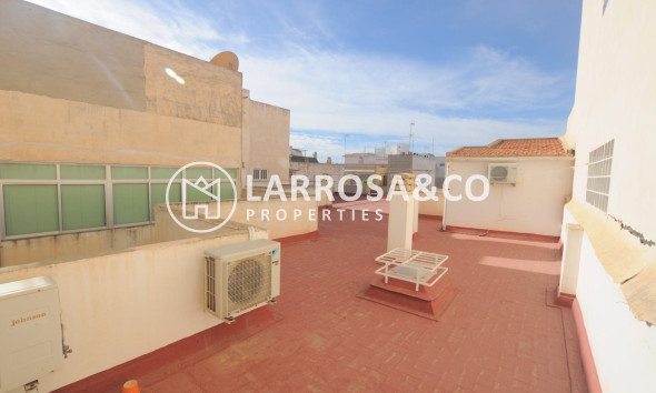 Herverkoop - Apartment - Torrevieja - Centro