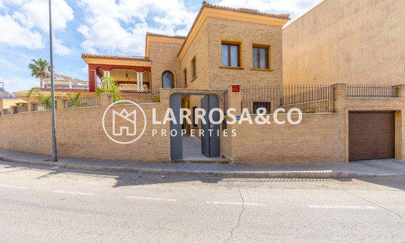 A Vendre - Villa - Orihuela - La Aparecida