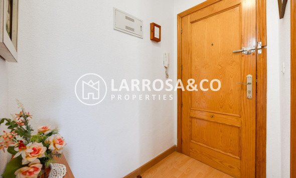 Resale - Apartment - Torrevieja - La Mata