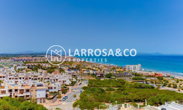 Resale - Apartment - Torrevieja - La Mata