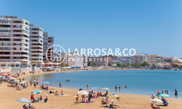 Reventa - Atico - Torrevieja - Playa de los Naufragos