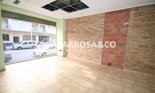 A Vendre - Commercial space - Torrevieja - Playa del cura