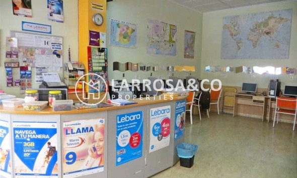 A Vendre - Commercial space - Torrevieja - Centro