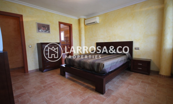 A Vendre - Semi-detached house - Torrevieja - Los Balcones