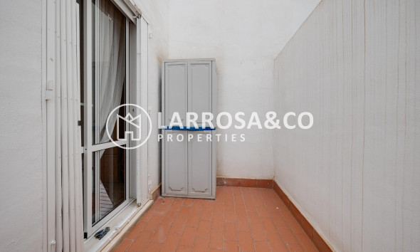 Resale - Apartment - Torrevieja - Acequion