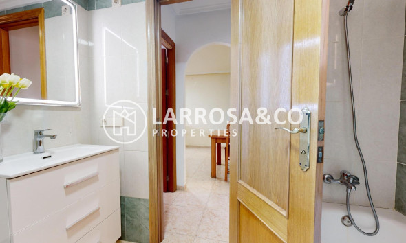 Herverkoop - Apartment - Torrevieja - Centro