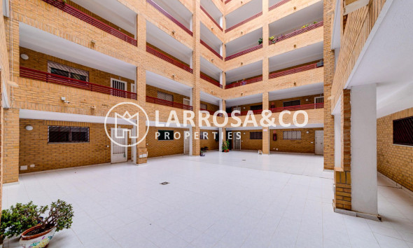 Reventa - Apartamento - Torrevieja - Playa Los Locos