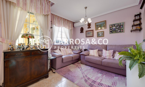 Herverkoop - Semi-detached house - Torrevieja - Aguas nuevas 2