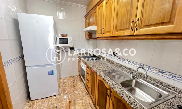 Resale - Apartment - Torrevieja - Playa del cura