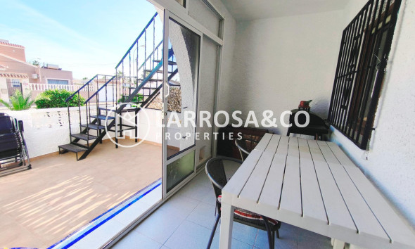 Resale - Bungalow - Torrevieja - La Siesta - El Salado - Torreta