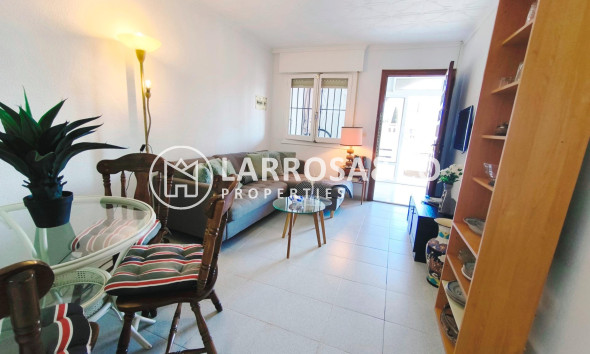 Resale - Bungalow - Torrevieja - La Siesta - El Salado - Torreta