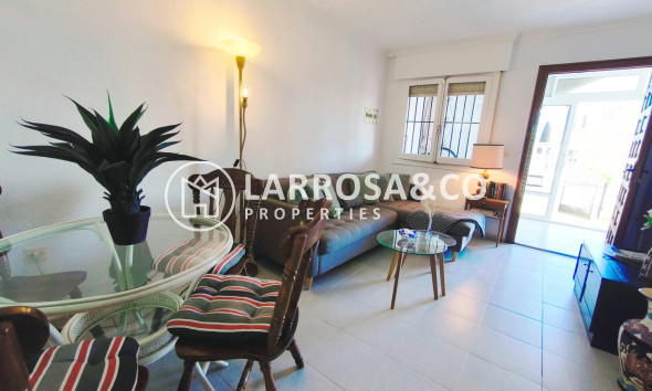 Resale - Bungalow - Torrevieja - La Siesta - El Salado - Torreta