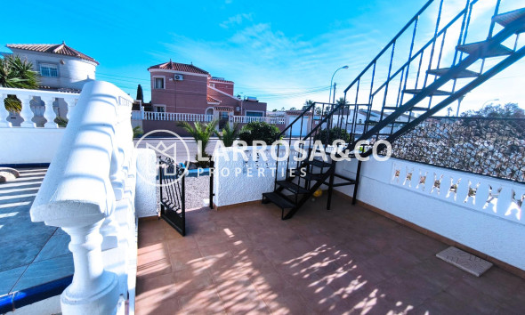 Resale - Bungalow - Torrevieja - La Siesta - El Salado - Torreta