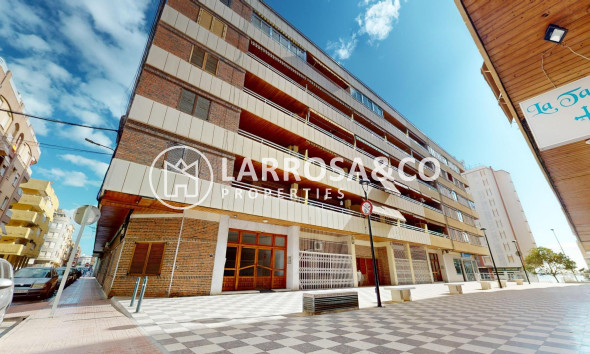 Herverkoop - Apartment - Torrevieja - Acequion