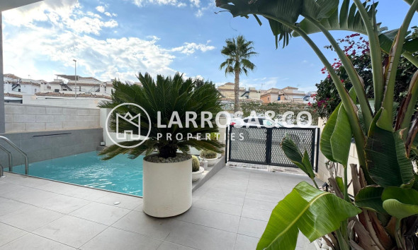 A Vendre - Villa - Orihuela costa - PAU 26