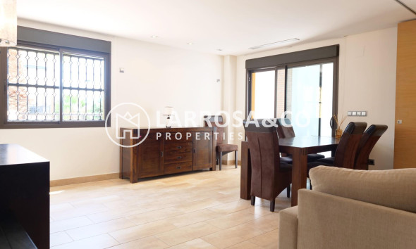 Resale - Apartment - Guardamar del Segura - Marjal beach