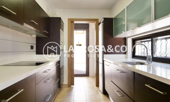 Resale - Apartment - Guardamar del Segura - Marjal beach