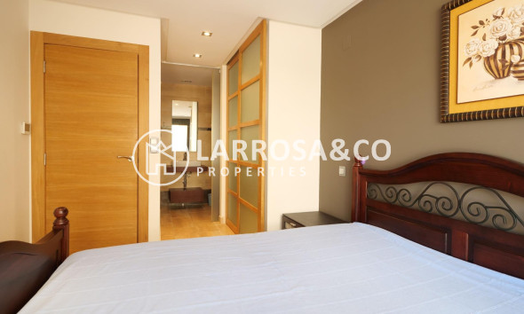 Resale - Apartment - Guardamar del Segura - Marjal beach