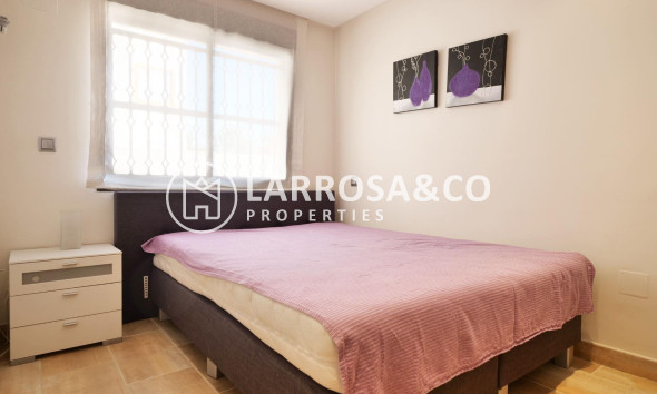 Resale - Apartment - Guardamar del Segura - Marjal beach