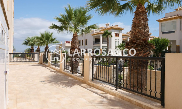 Resale - Apartment - Guardamar del Segura - Marjal beach