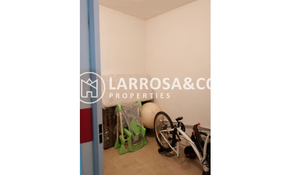 Resale - Apartment - Guardamar del Segura - Marjal beach