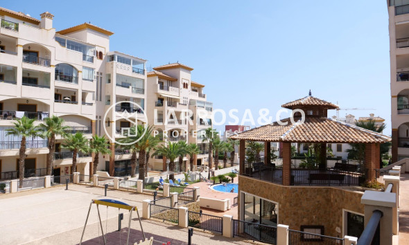 Resale - Apartment - Guardamar del Segura - Marjal beach