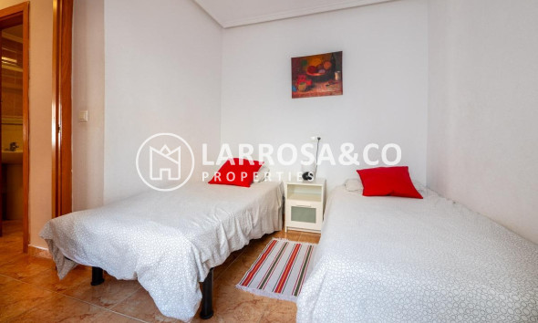 Resale - Apartment - Torrevieja - Torretas