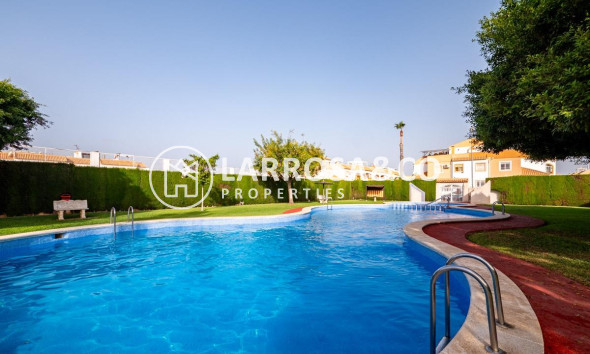 Resale - Apartment - Torrevieja - Torretas