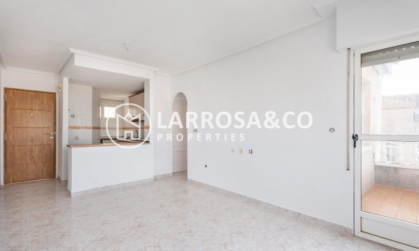 Resale - Apartment - Torrevieja - Estacion de autobuses