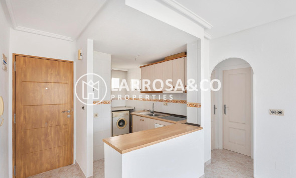 Resale - Apartment - Torrevieja - Estacion de autobuses