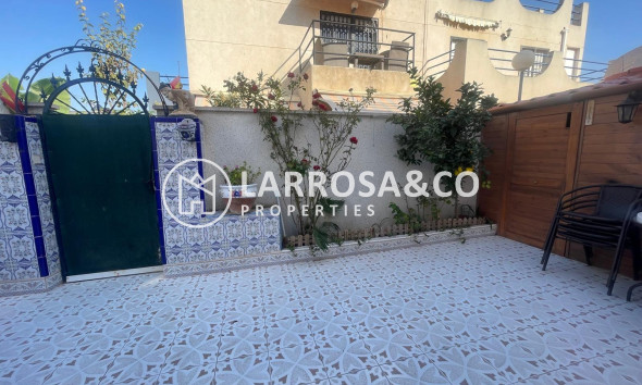 Resale - Semi-detached house - Torrevieja - Doña ines