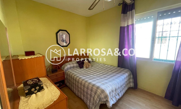 Resale - Semi-detached house - Torrevieja - Doña ines