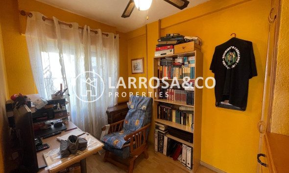 Resale - Semi-detached house - Torrevieja - Doña ines